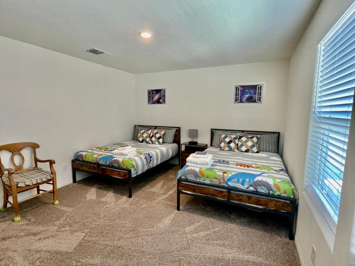 Spacious House, 5 Bedrooms, Sleeps 12, Near Las Vegas Strip And Airport Buitenkant foto